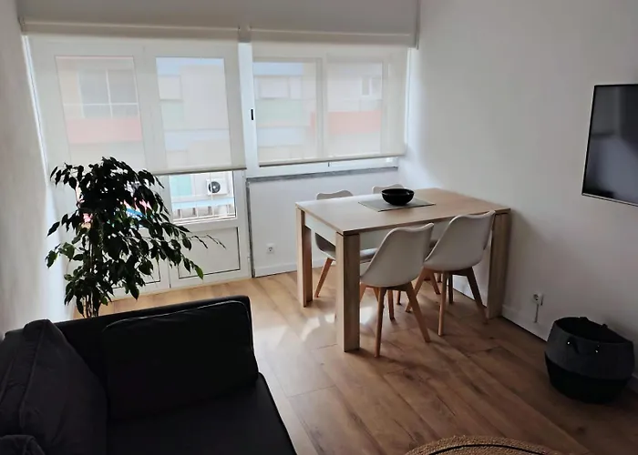 Perto Do Centro * Cascais